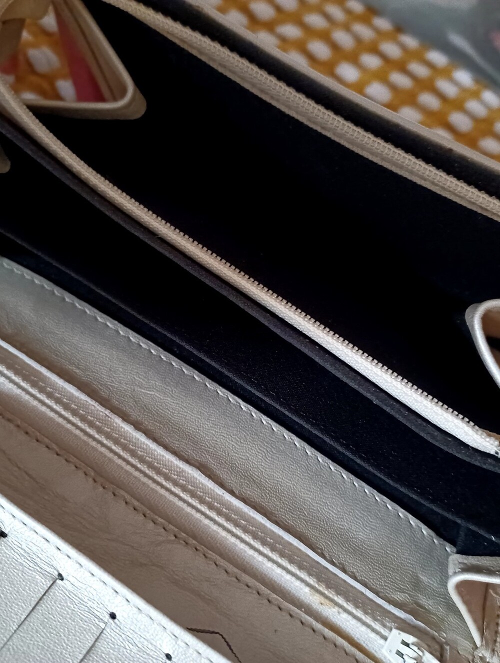 Wallet - Picture 4 of 4